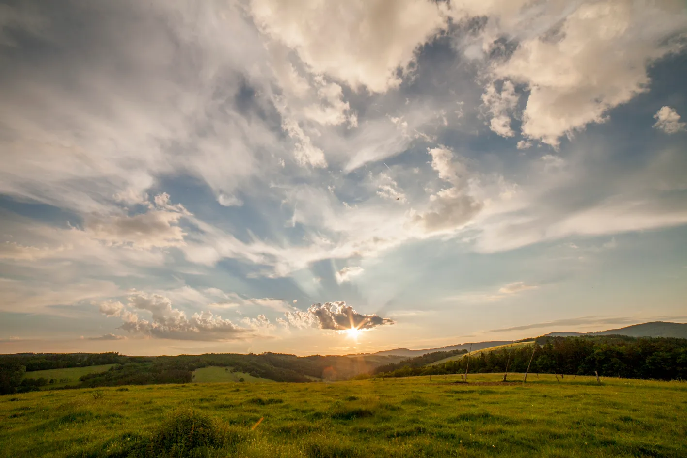 Do Vlachovic na dno přehrady