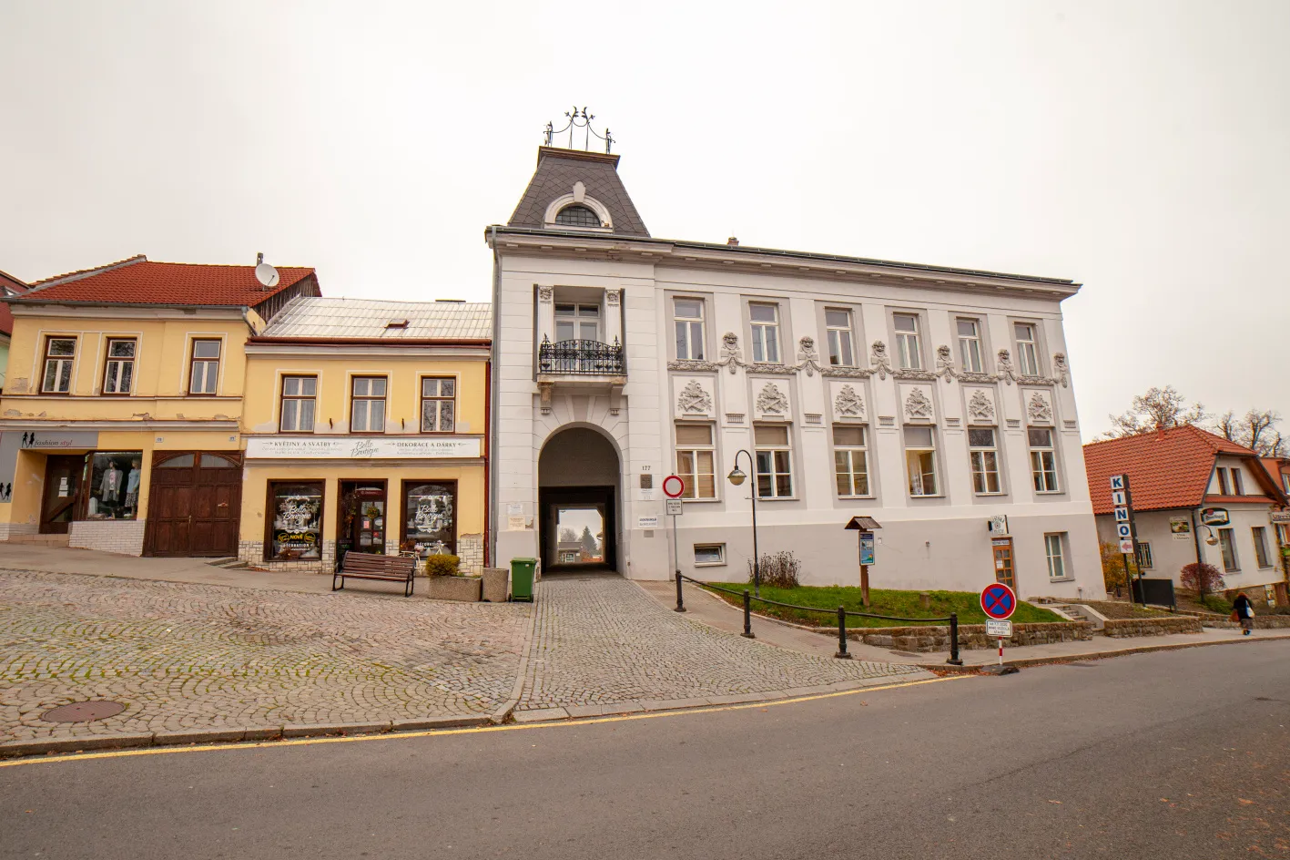 Secesní architekturou Huberta Gessnera
