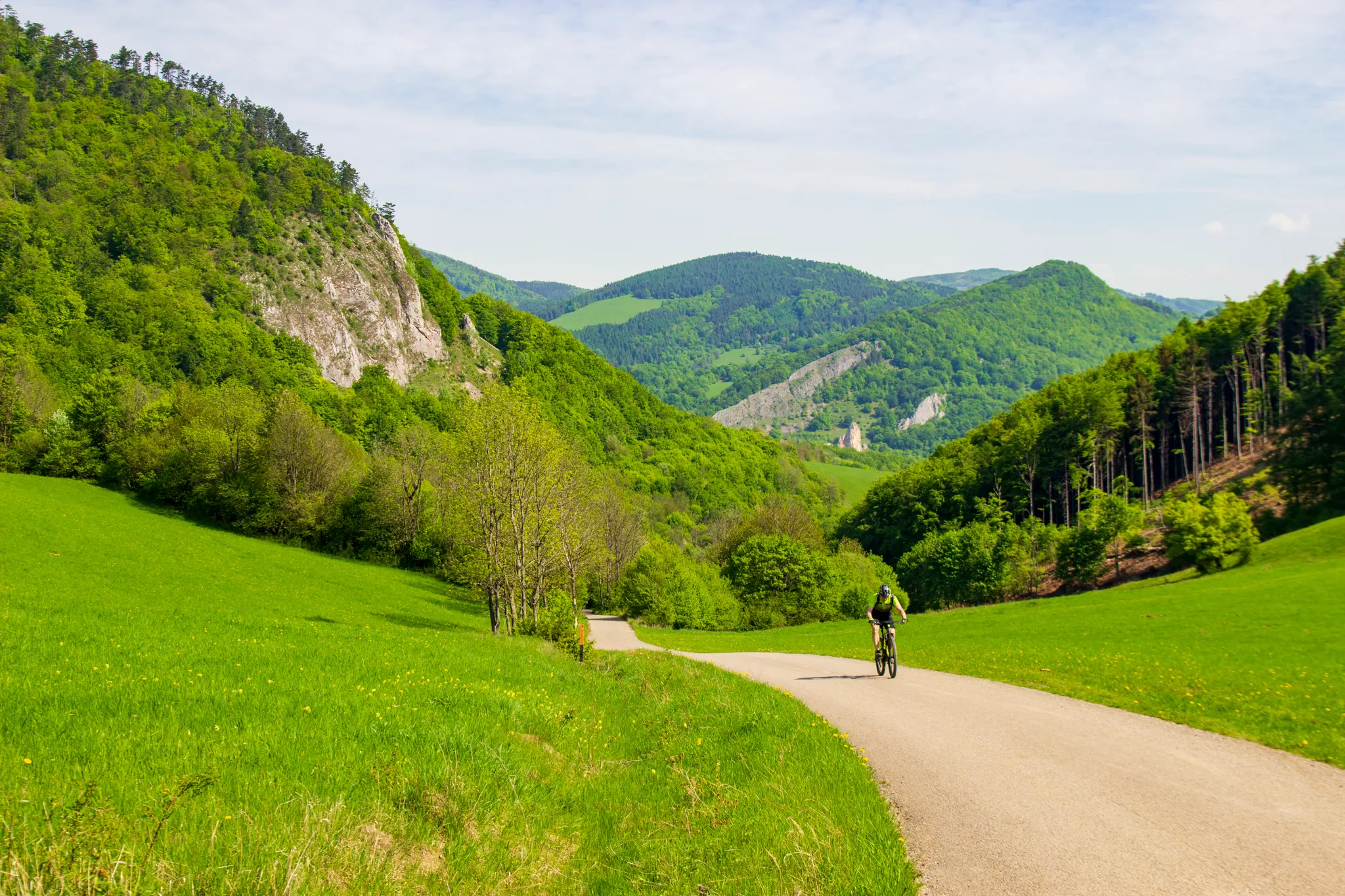 Vršatská bradla na kole