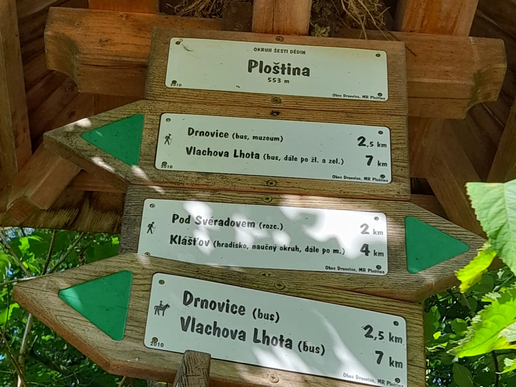 Z Ploštiny k prameni Vláry