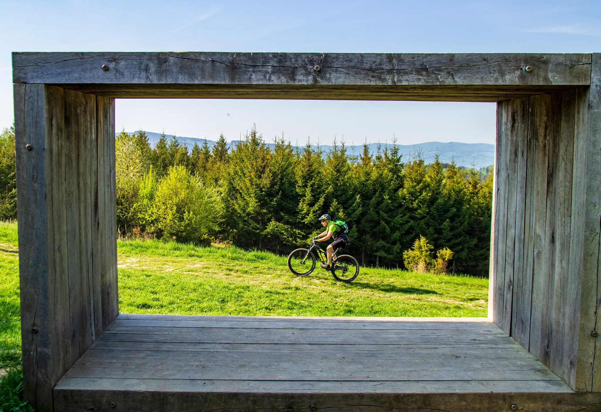 Vršatská bradla na kole