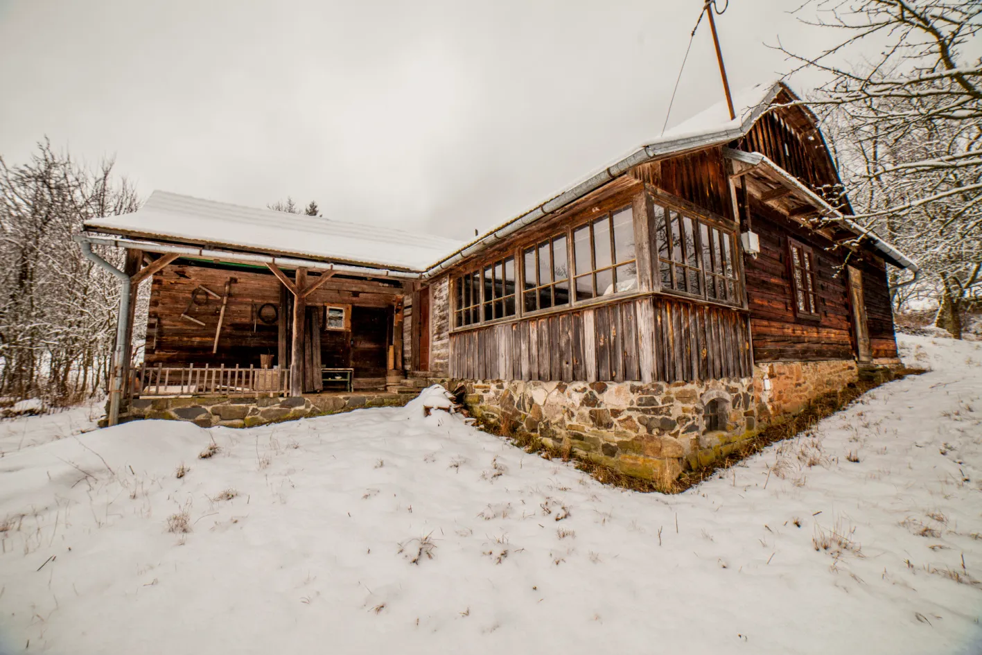 Študlovskými pasekami na vrchol Končitá
