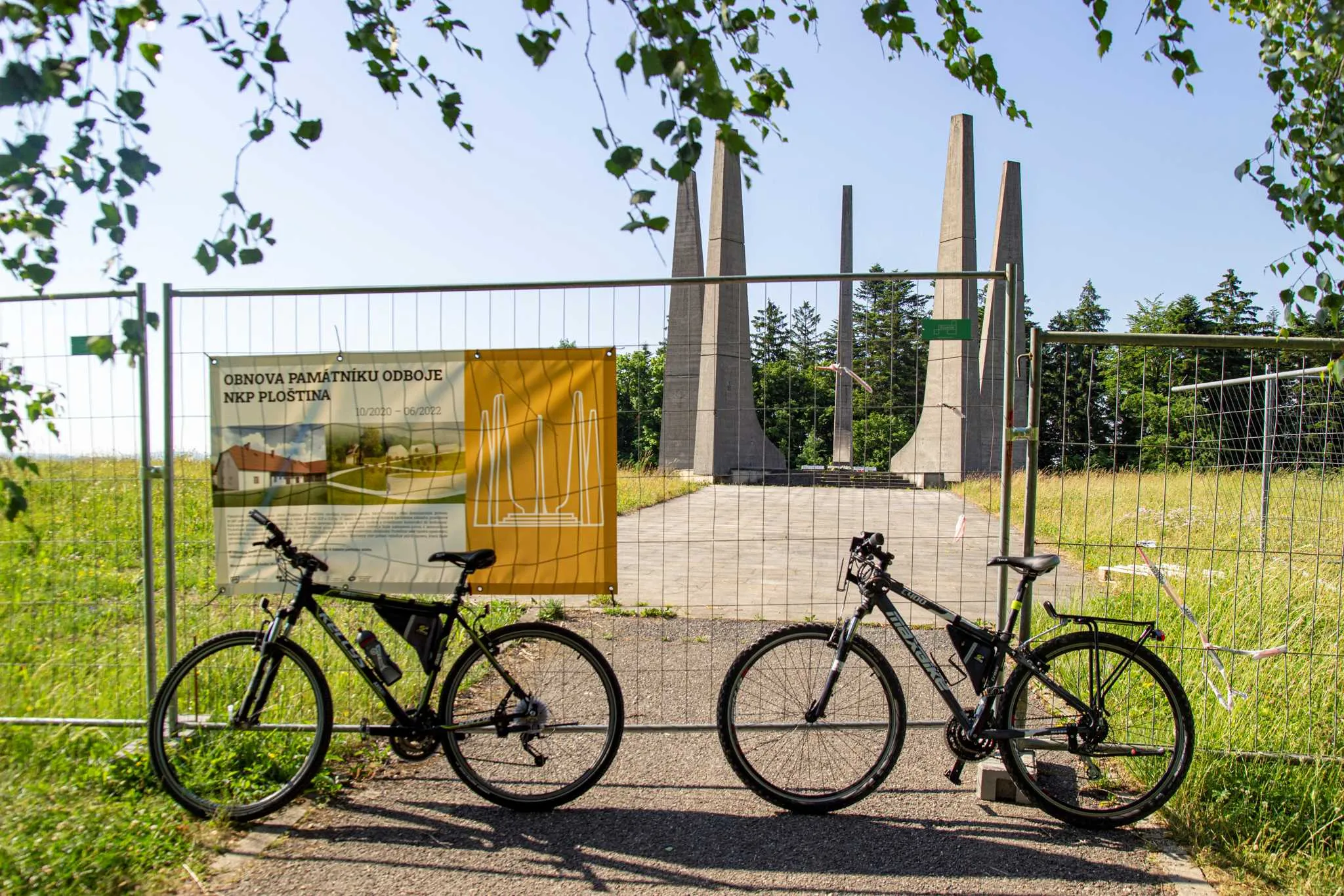 Na kole z Luhačovic na tajemný Klášťov